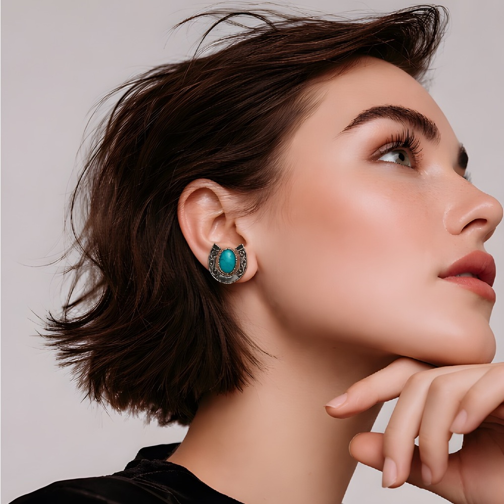 *NEW* 925 Silver Western Inspired Turquoise Horseshoe Stud Earrings